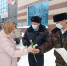 Казаки Первого отдела поздравили женщин Новотроицка с праздником - Казачье общество