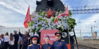 В Оренбурге в преддверии 80-летия Великой Победы офицеры следственного управления встретили ретро-поезд «Победа» - Следственный комитет
