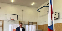Депутат Госдумы Олег Димов и сенатор от Оренбуржья Андрей Шевченко посетили избирательный участок - Комсомольская Правда