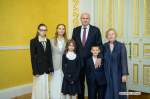 Счастье быть отцом. Глава Оренбуржья Евгений Солнцев поделился своей тройной радостью