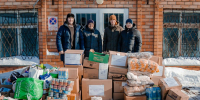 Оренбургские газодобытчики передали гуманитарный груз для отправки в зону СВО - Orenburg.Media